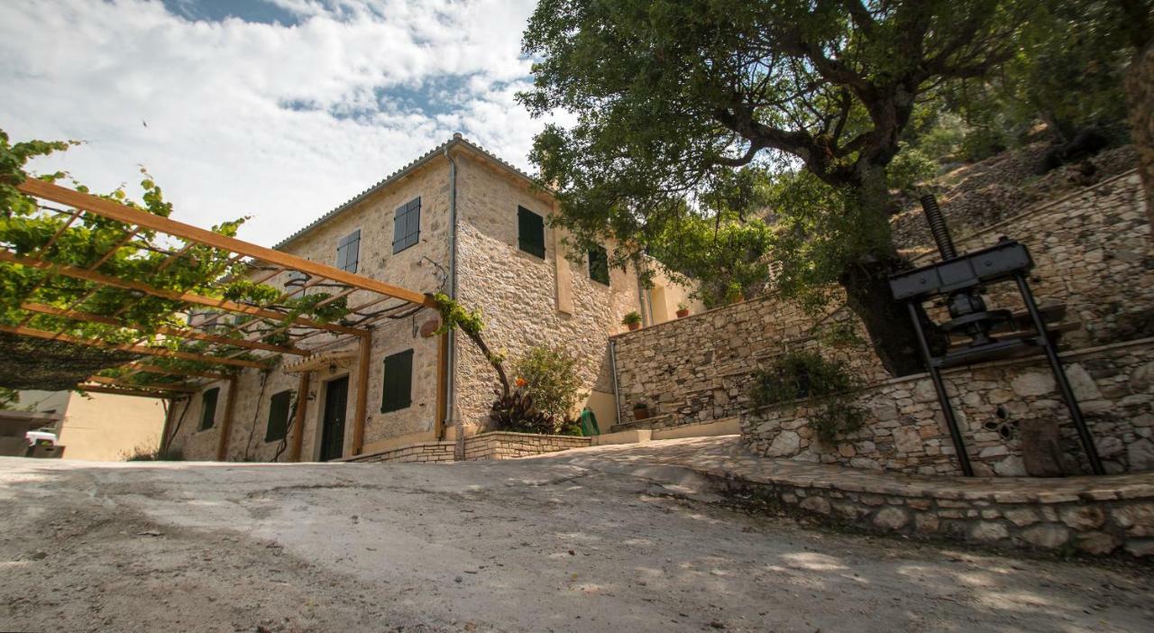 Castelli Olive Press Konuk evi Acharavi  Dış mekan fotoğraf